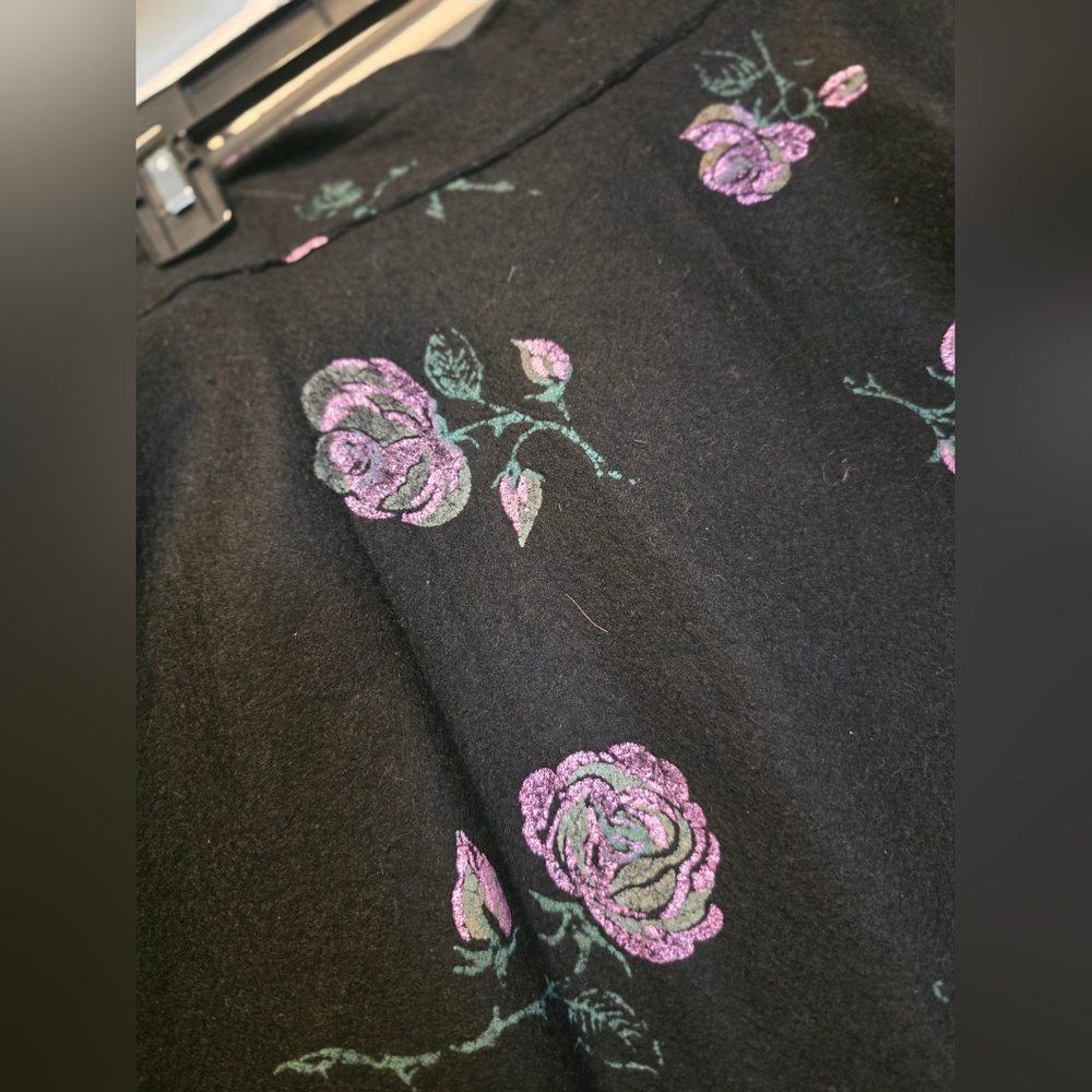 Vintage Floral Black Full Skirt With Metallic Pink Floral Background Large - Picture 2 of 4